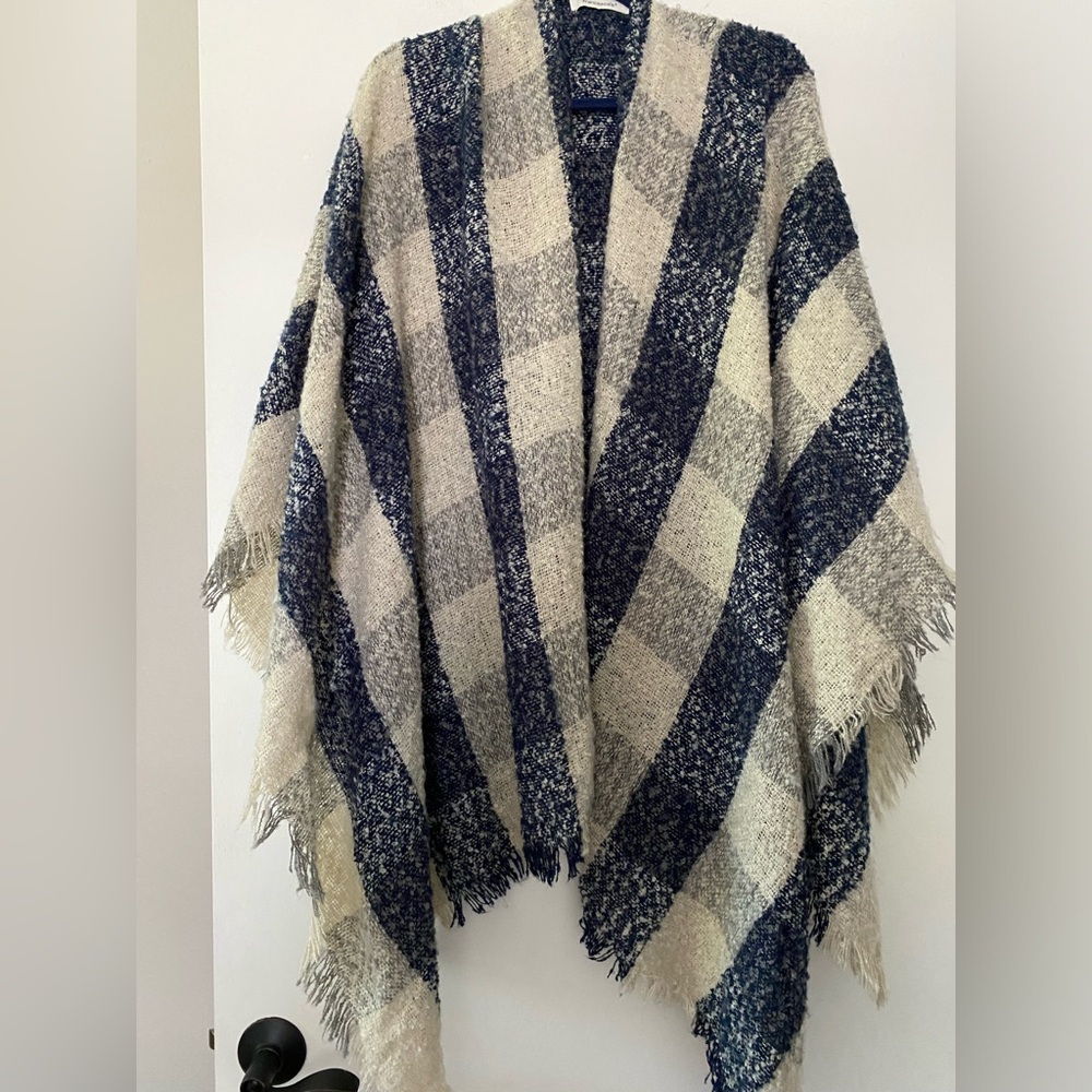 Francesca’s Plaid Poncho